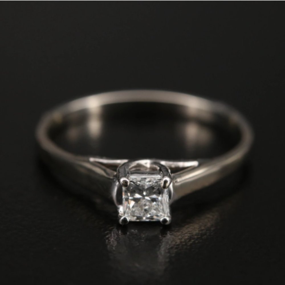 "Lucida" Tiffany & Co. Style Engagement Ring - Platinum 1/3 CT VS2 – SI1 Diamond